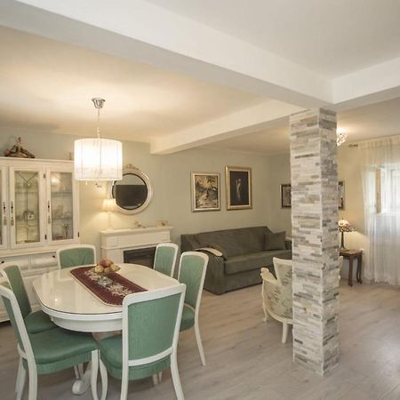 Apartment Antica With Yard & Bbq Spalato Esterno foto