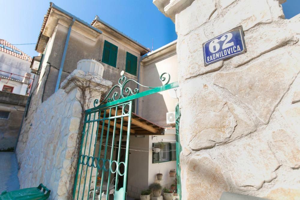 Apartment Antica With Yard & Bbq Spalato Esterno foto