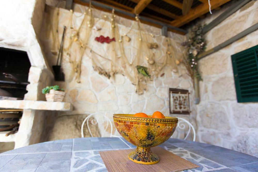 Apartment Antica With Yard & Bbq Spalato Esterno foto