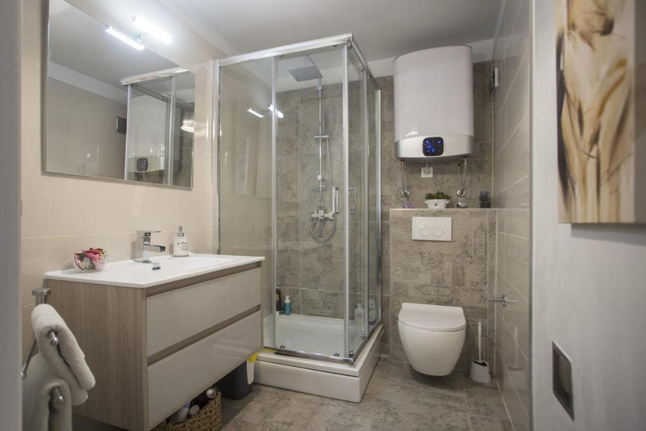 Apartment Antica With Yard & Bbq Spalato Esterno foto